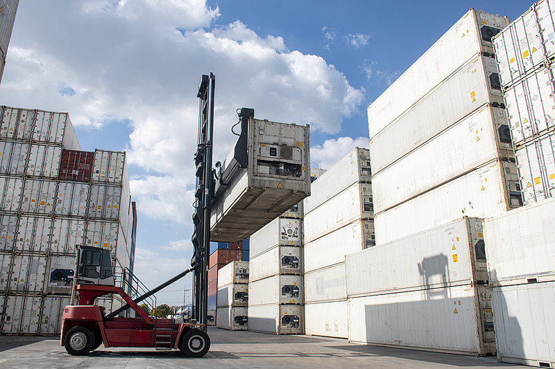 书架经过惠州国际货运运输到冰岛