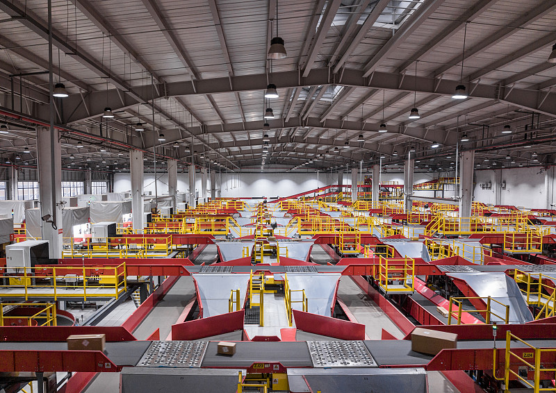 麻辣小龙虾调味料利用深圳跨境物流运送至葡萄牙