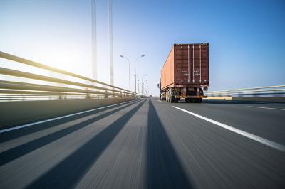 易燃材料制品经广东广州国际物流配送到美国