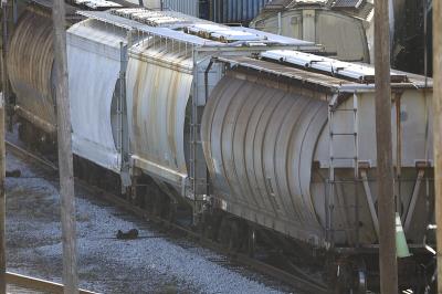 桌面文件柜选用广东深圳全球物流配送至捷克