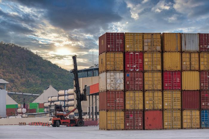 武汉超越物流有限公司相对应的信息