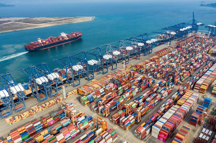 中国到美国国际物流怎样选、多久到哪个更划算